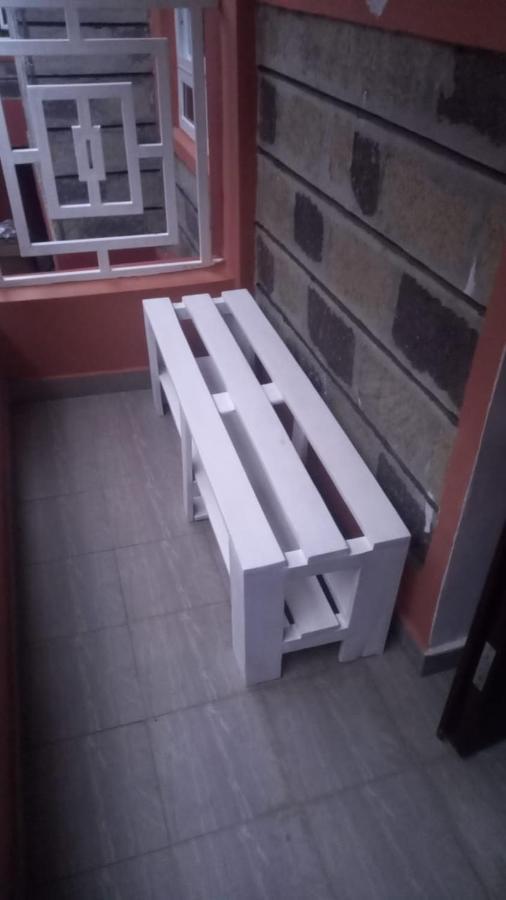 Jacky'S Fully Furnished Apartments Nakuru Eksteriør bilde